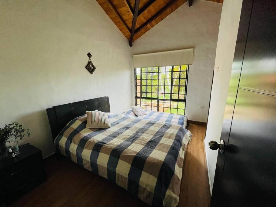 Casa De Campo Villa Tatiana- Mesa De Los Santos Exterior photo
